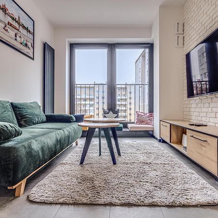 Rentplanet - Apartament Wyszynskiego 브로츠와프 외부 사진