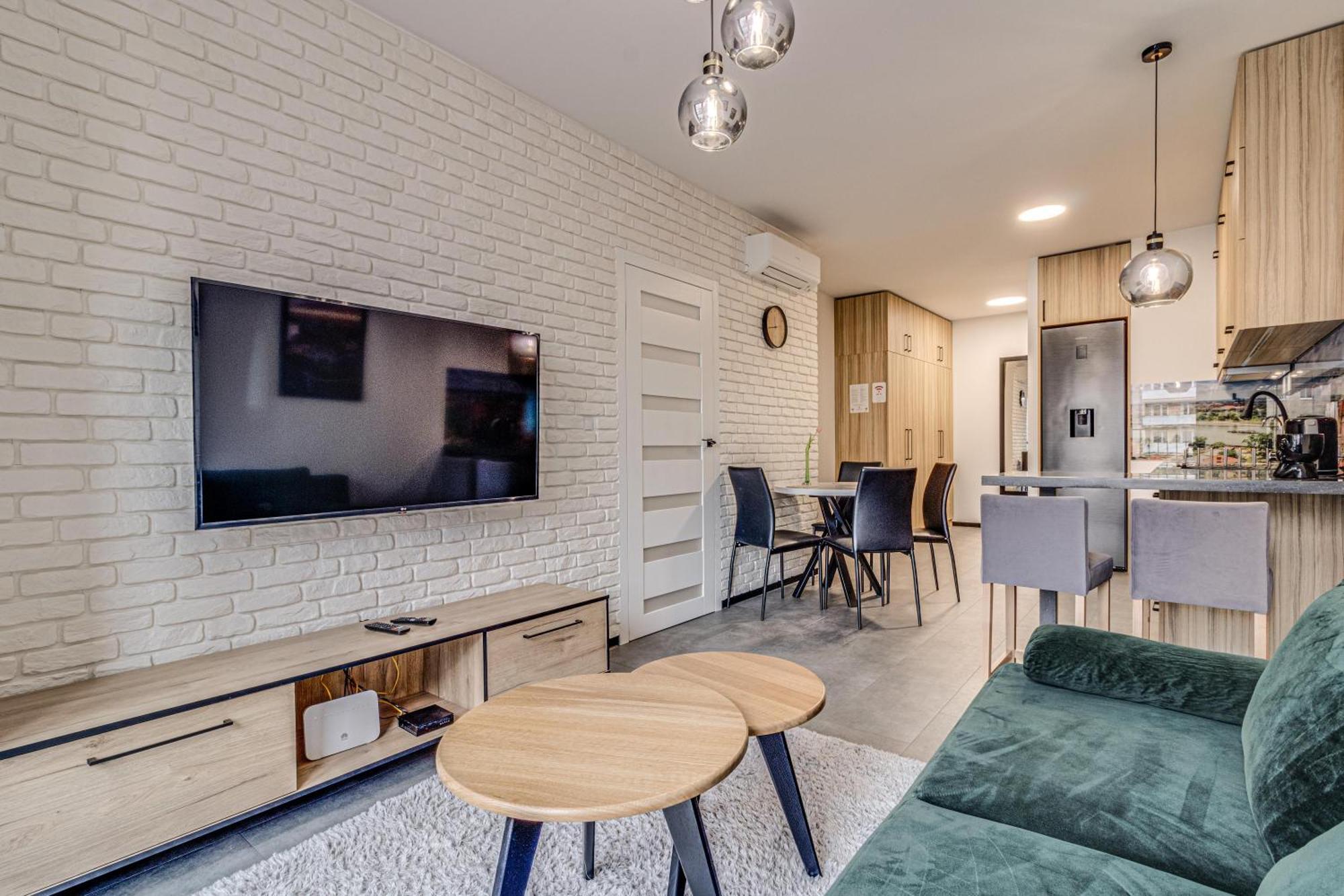 Rentplanet - Apartament Wyszynskiego 브로츠와프 외부 사진